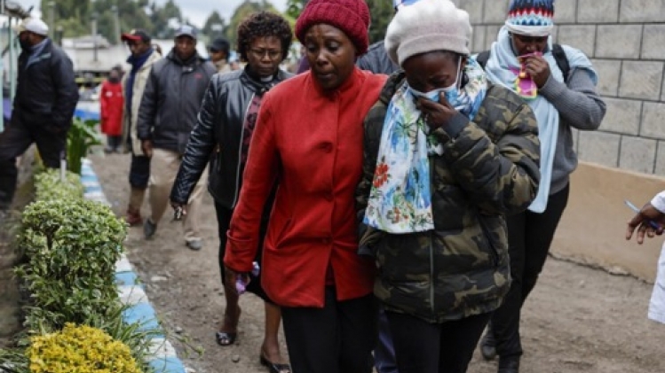 Kenya: le bilan de l'incendie dans une école monte à 21 morts, des dizaines de disparus