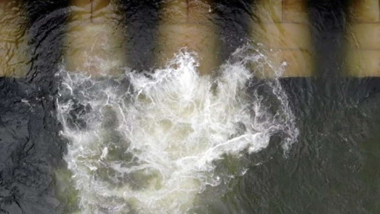 Water-link garantit la qualité de son eau après des inquiétudes sur l'état de la Meuse