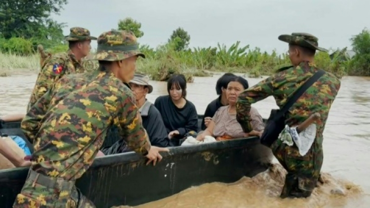 Typhon Yagi: la Birmanie face à de vastes inondations, le Vietnam nettoie après le retrait des eaux