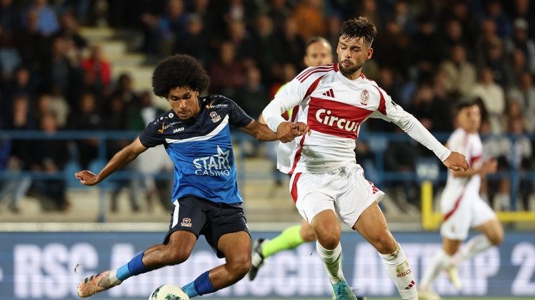 Le Standard face à Dender 