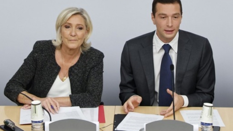 Pour sa rentrée parlementaire, Marine Le Pen appelle à une nouvelle dissolution