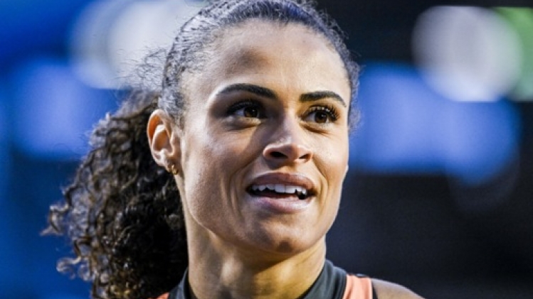 Sydney McLaughlin-Levrone s'impose sur 200m en 22.40, record personnel égalé pour Nkansa