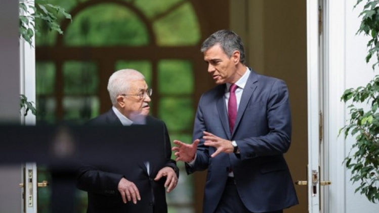 Pedro Sánchez et Mahmoud Abbas appellent à la désescalade au Moyen-Orient