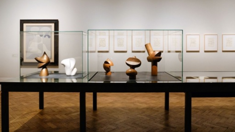 L'art abstrait de Hans/Jean Arp et de Sophie Taeuber-Arp exposé à Bozar cet automne