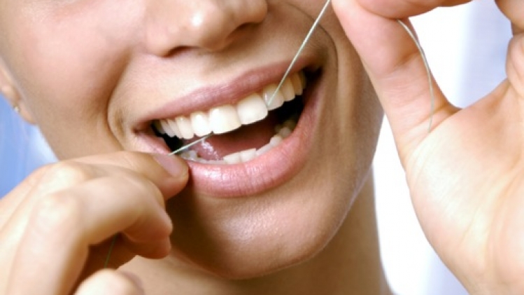 Une bonne hygiène dentaire pour éviter les naissances prématurées