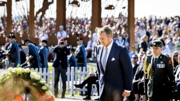 Pays-Bas : des centaines de parachutistes commémorent l'opération Market Garden