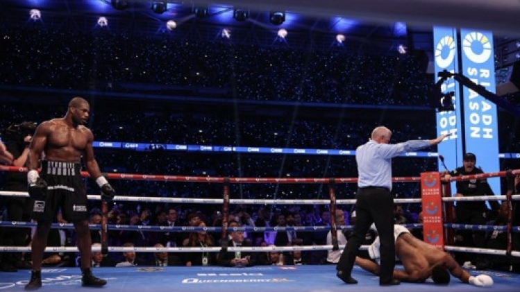 Daniel Dubois met Anthony Joshua KO et s'adjuge le titre IBF des poids lourds