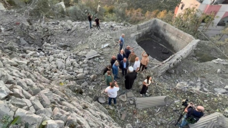 Israël bombarde des cibles du Hezbollah au Liban, appel à un cessez-le-feu de 21 jours