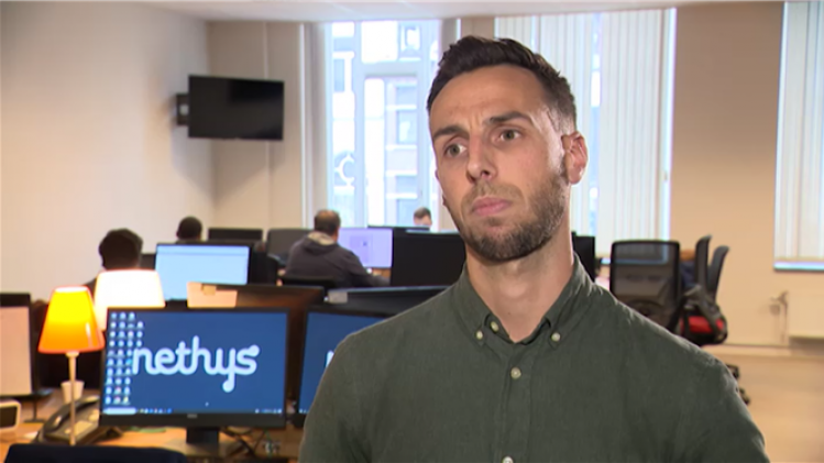 Interview du rédacteur en chef adjoint de Sud Info qui révèle ces informations aujourd'hui.