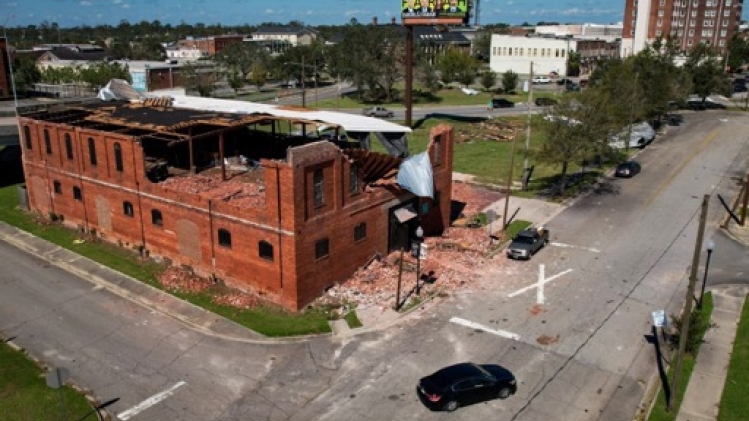 USA: Au moins 50 morts après le passage de l'ouragan Hélène