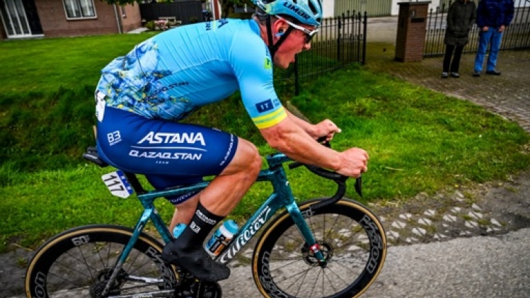 Syritsa gagne la première étape au sprint