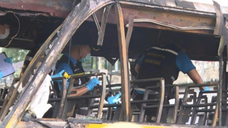 Thaïlande: au moins 23 morts dans l'incendie d'un car scolaire
