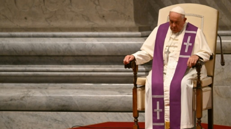 Le pape ouvre un nouveau cycle de débats sur l'avenir de l'Eglise catholique