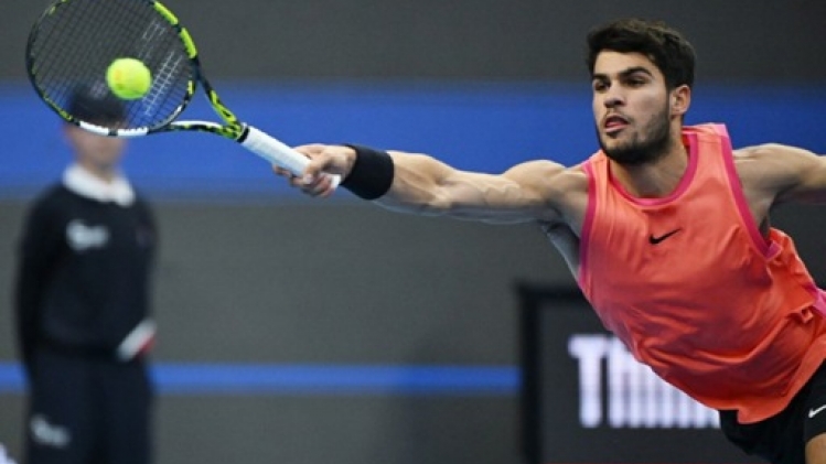 Carlos Alcaraz renverse Sinner et ajoute un 16e titre à son palmarès