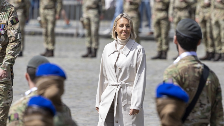 La Défense prête pour une évacuation des Belges au Liban selon la ministre Ludivine Dedonder