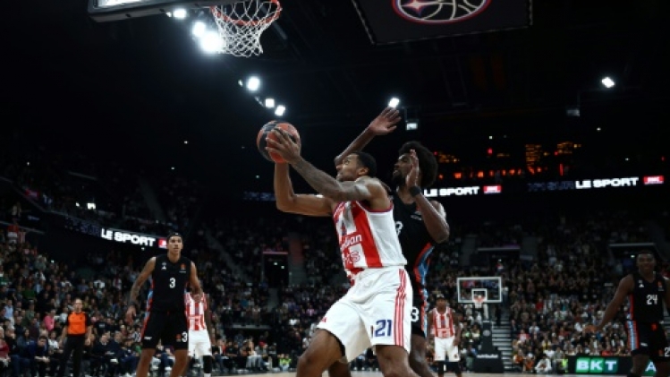 Basket: Paris rate ses débuts en Euroligue