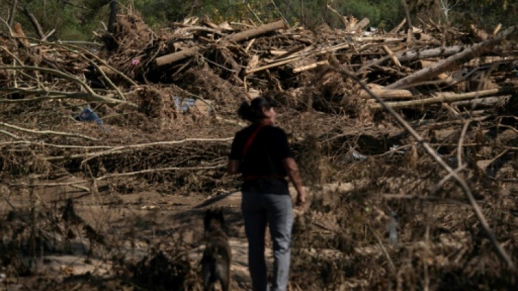Milton menace de devenir un ouragan majeur à l'approche de la Floride
