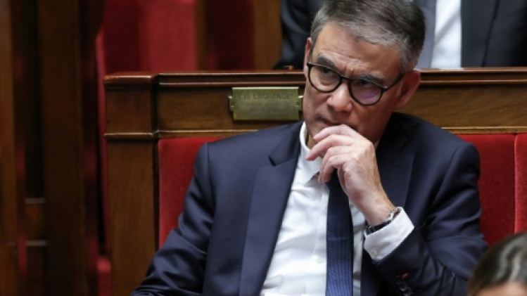 La gauche dénonce le hold-up électoral du gouvernement Barnier dans sa première motion de censure