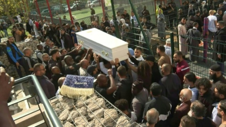 Des centaines de personnes aux obsèques du chauffeur VTC victime d'un narchomicide à Marseille