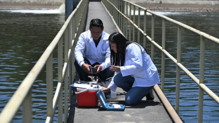 En Equateur, des goûteurs d'eau pour la capitale Quito