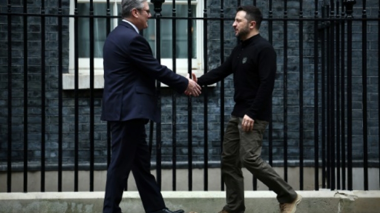 178dd2c1b4f1850c4f6a14f49e904eea5d9a2d88