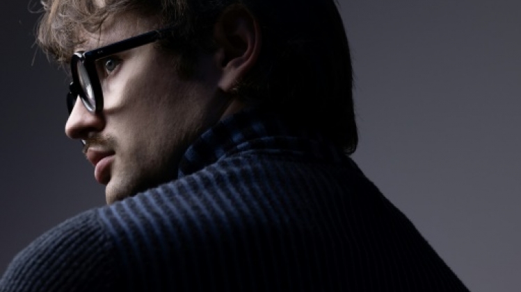 Validé par Eddy de Pretto, le phénomène Claude livre un premier album sous tension