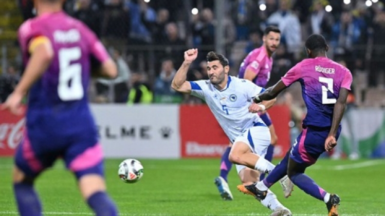 L'Allemagne s'impose et s'isole en tête devant les Pays-Bas, tenus en échec en Hongrie