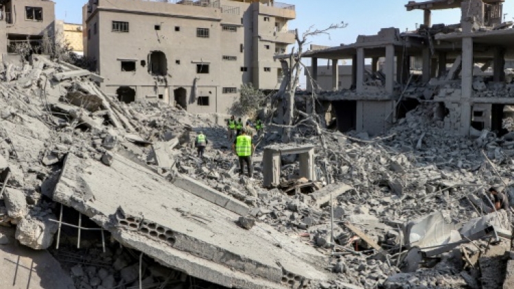 Raids meurtriers israéliens contre des fiefs du Hezbollah au Liban, frappe sur Lattaquié en Syrie