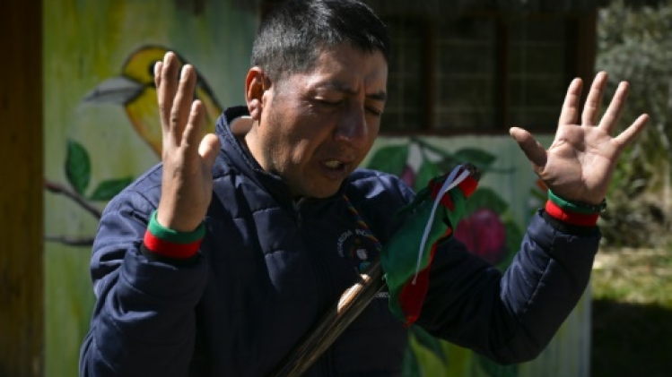 En Colombie, le volcan interdit et ses anges gardiens indigènes