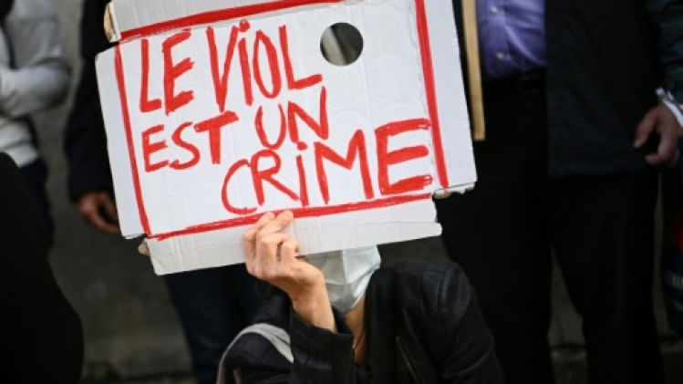 Mazan, Abbé Pierre: les féministes se mobilisent pour une loi intégrale contre les violences sexuelles