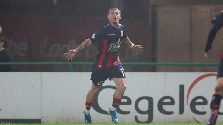 La Louvière et Liège s'imposent en ouverture de la 8e journée