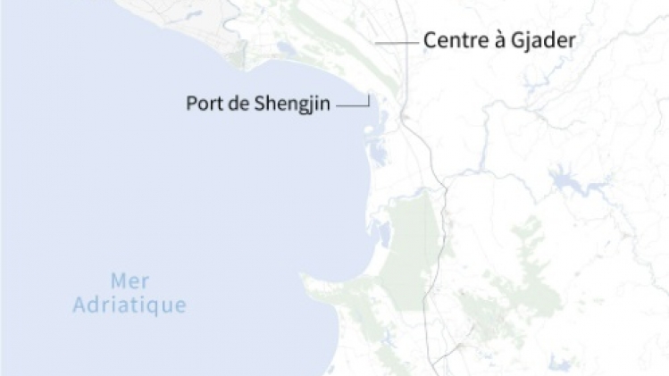 L'Albanie renvoie 12 migrants en Italie, suite à la décision d'un tribunal italien