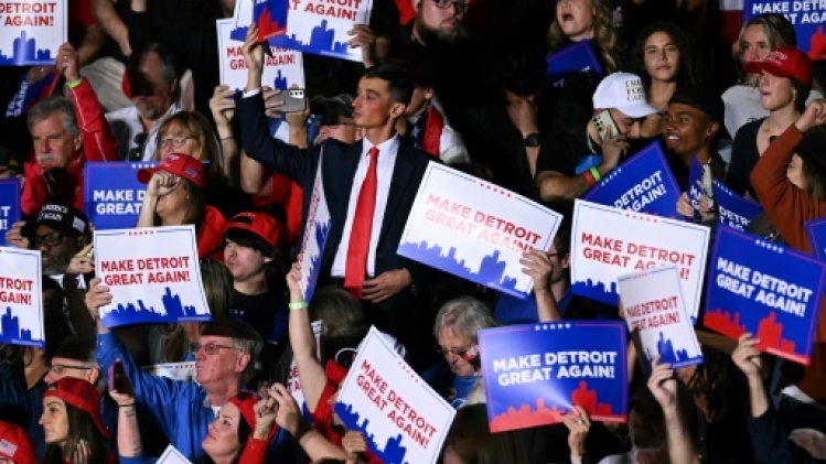 Harris soutenue par Lizzo et Usher, Trump par Elon Musk