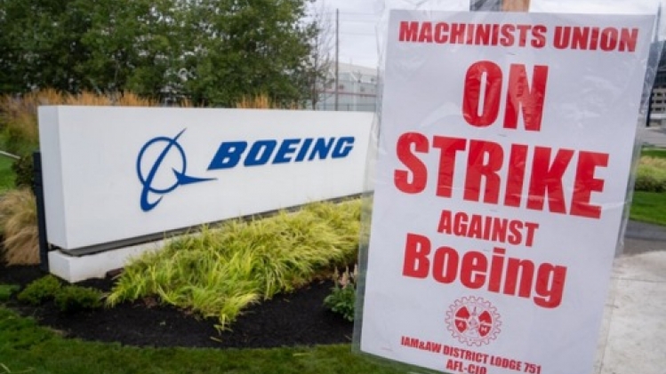 Accord de principe pour mettre fin à la grève chez Boeing