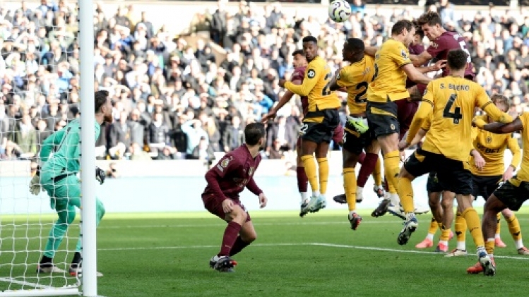 Angleterre: victoire à l'arraché de Manchester City à Wolverhampton (2-1)