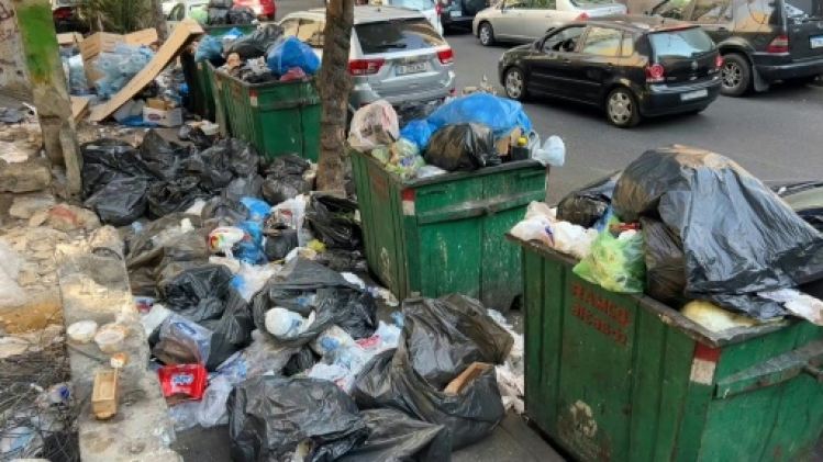 Blinken en Israël pour pousser à un cessez-le-feu à Gaza, Israël pilonne le Hezbollah au Liban