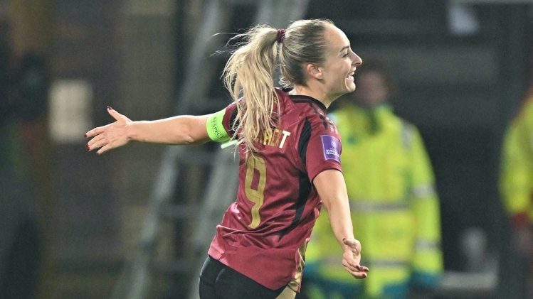 Tessa_wullaert_Red_Flames