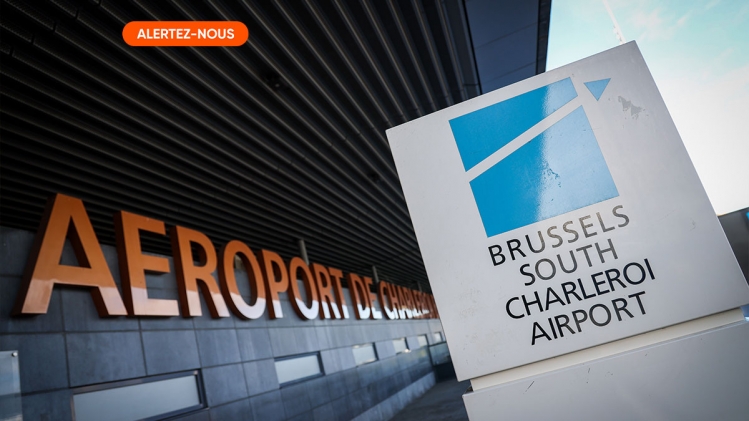 Tania arrive trois heures à l'avance à l'aéroport de Charleroi et rate son vol: "Personne ne nous aide" 
