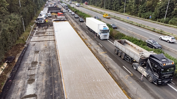 Enfin une bonne nouvelle pour les usagers de l'E411: une partie du chantier réduite 