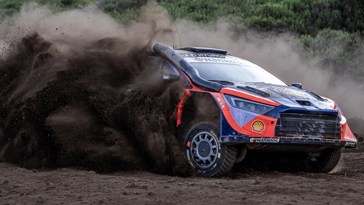 thierry_neuville_rallye_du_kenya