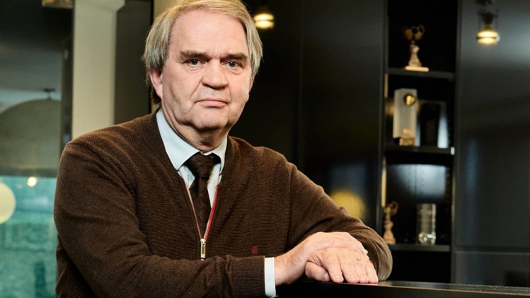 pierre_francois_standard_2