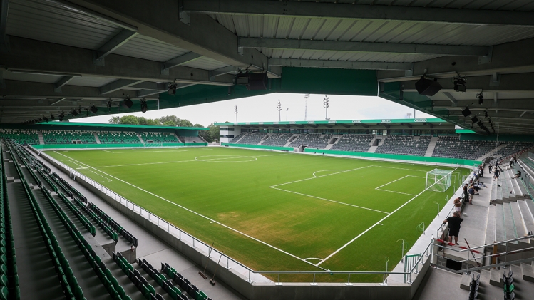 Le nouveau stade de La Louvière est prêt.