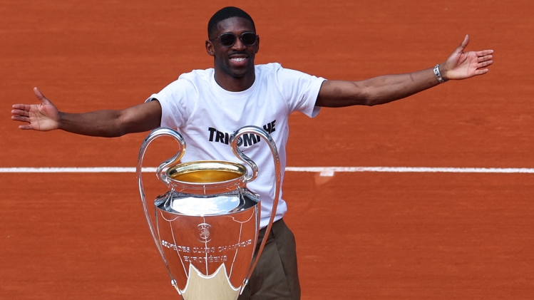 Ousmane Dembélé sur le court Philippe-Chatrier