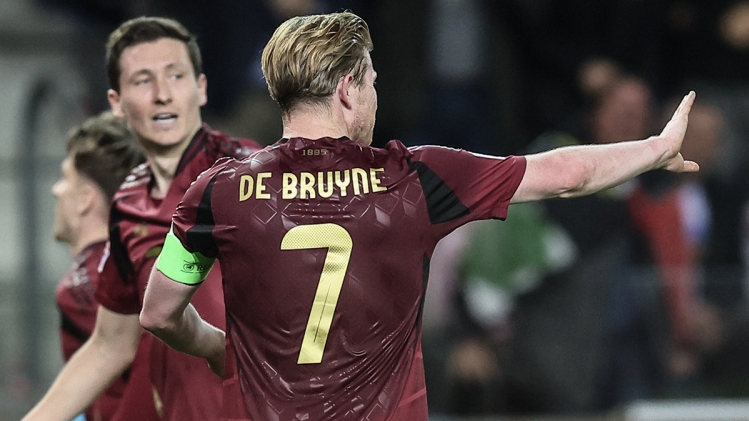 Hans Vanaken et Kevin De Bruyne contre l’Ukraine.