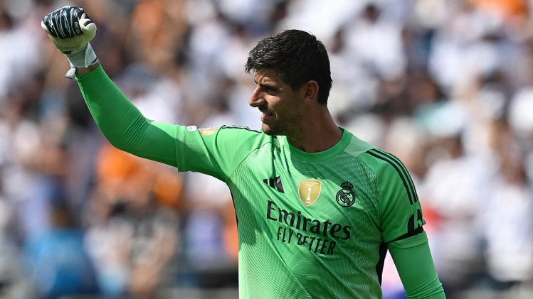 Courtois_Real_Madrid.jpg