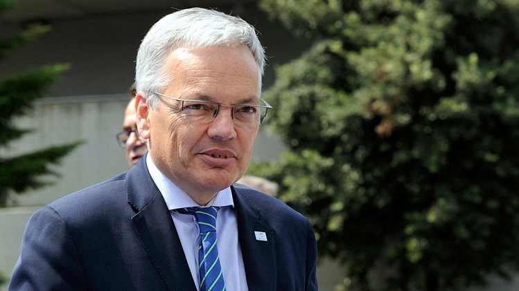 reynders.jpg