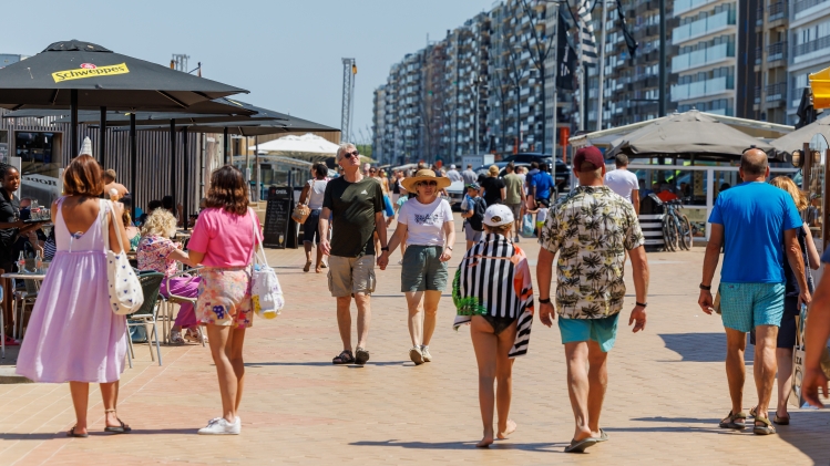 Des touristes à la Côte belge.