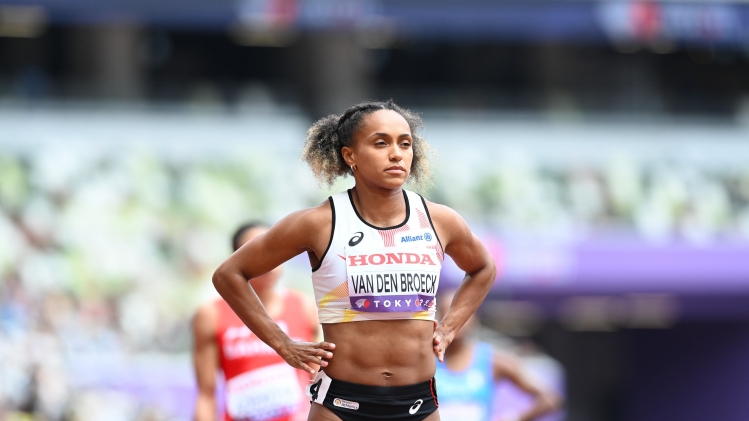 PHOTONEWS_11165566-179