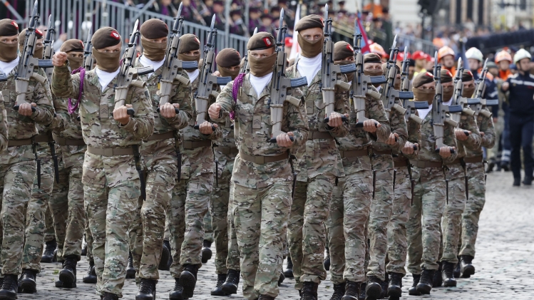 BRUSSELS NATIONAL MILITARY AND CIVILIAN PARADE-GT7QVM669.1.jpg