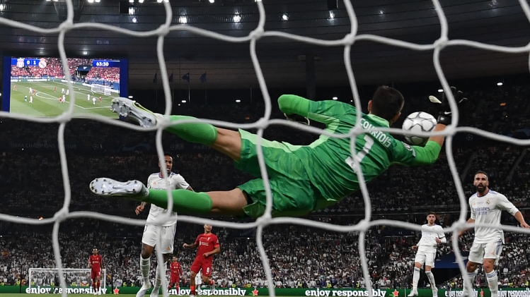 Thibaut Courtois lors de son festival de 9 arrêts contre Liverpool en finale pour s’offrir la Ligue des Champions en mai dernier